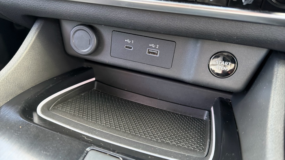 Nissan X-Trail 1.5 E-Power 204 N-Connecta 5dr Xtronic Hybrid Station Wagon - Image 33