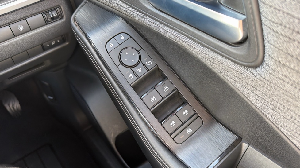 Nissan X-Trail 1.5 E-Power 204 N-Connecta 5dr Xtronic Hybrid Station Wagon - Image 35