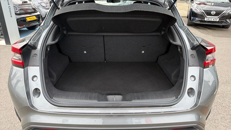 Nissan Juke 1.0 DiG-T 114 Tekna 5dr Petrol Hatchback - Image 4