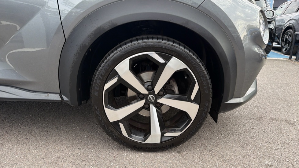 Nissan Juke 1.0 DiG-T 114 Tekna 5dr Petrol Hatchback - Image 8