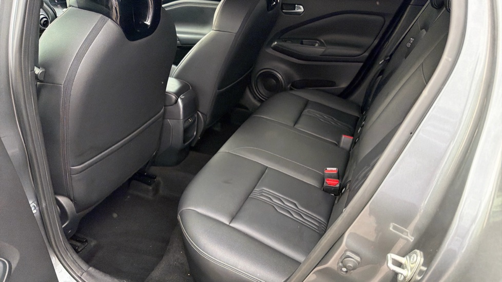 Nissan Juke 1.0 DiG-T 114 Tekna 5dr Petrol Hatchback - Image 16