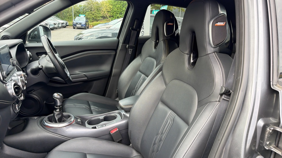 Nissan Juke 1.0 DiG-T 114 Tekna 5dr Petrol Hatchback - Image 24