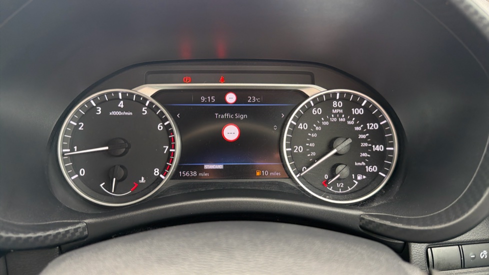 Nissan Juke 1.0 DiG-T 114 Tekna 5dr Petrol Hatchback - Image 36