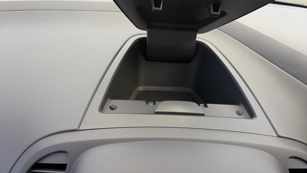 Renault Captur 0.9 TCE 90 Signature X Nav 5dr Petrol Hatchback - Image 33