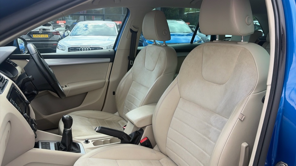 Skoda Octavia 1.4 TSI 150 SE L 5dr Petrol Estate - Image 43