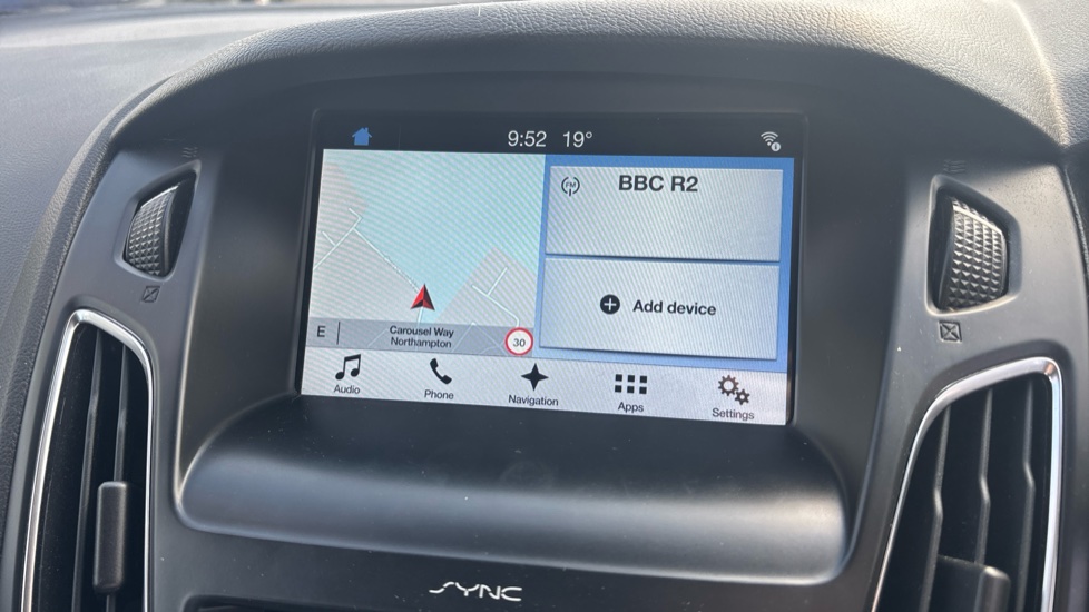 Ford Focus 1.0 EcoBoost Zetec Edition 5dr Petrol Hatchback - Image 12