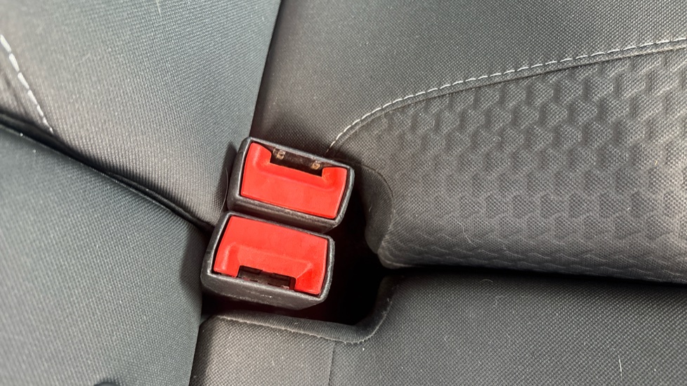 Ford Focus 1.0 EcoBoost Zetec Edition 5dr Petrol Hatchback - Image 17