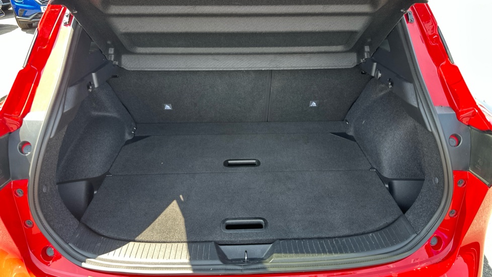 Nissan Qashqai 1.3 DiG-T MH N-Connecta 5dr Petrol Hatchback - Image 4