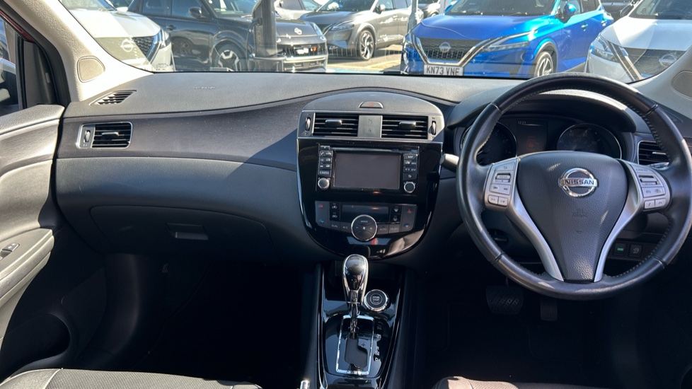 Nissan Pulsar 1.2 DiG-T Tekna 5dr Xtronic Petrol Hatchback - Image 10