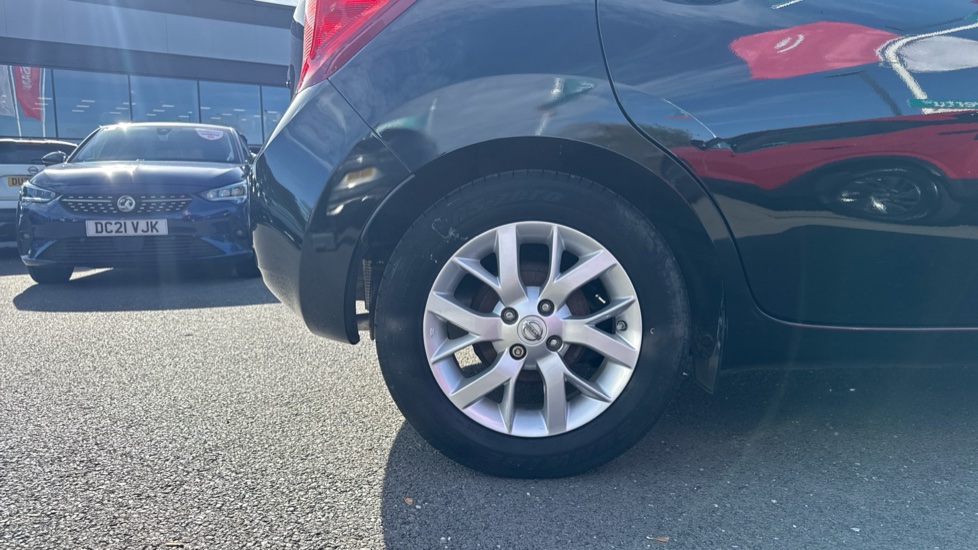 Nissan Note 1.2 Acenta Premium 5dr Petrol Hatchback - Image 7
