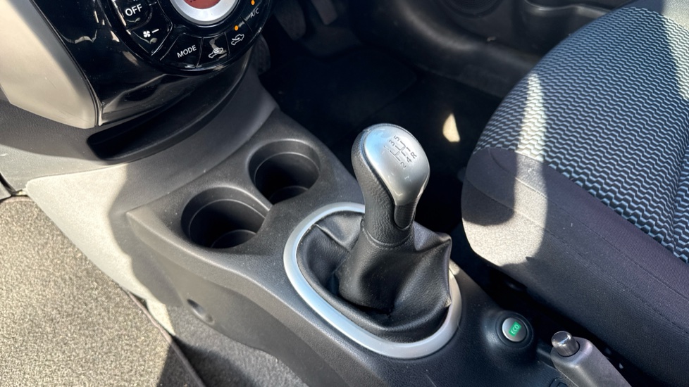 Nissan Note 1.2 Acenta Premium 5dr Petrol Hatchback - Image 13