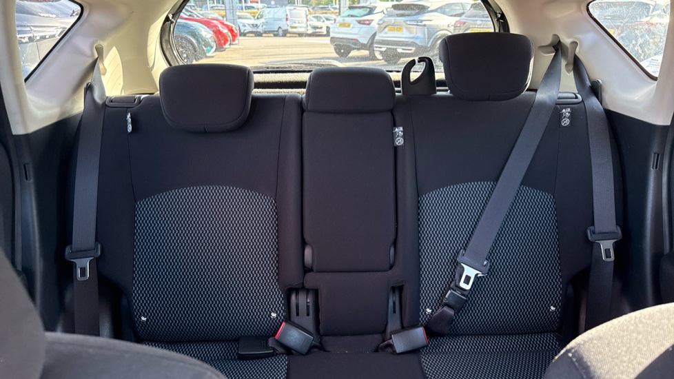 Nissan Note 1.2 Acenta Premium 5dr Petrol Hatchback - Image 15