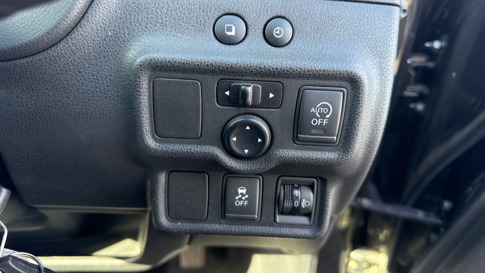 Nissan Note 1.2 Acenta Premium 5dr Petrol Hatchback - Image 34