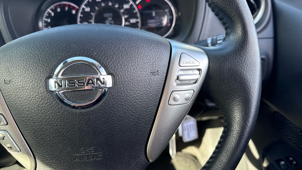 Nissan Note 1.2 Acenta Premium 5dr Petrol Hatchback - Image 38