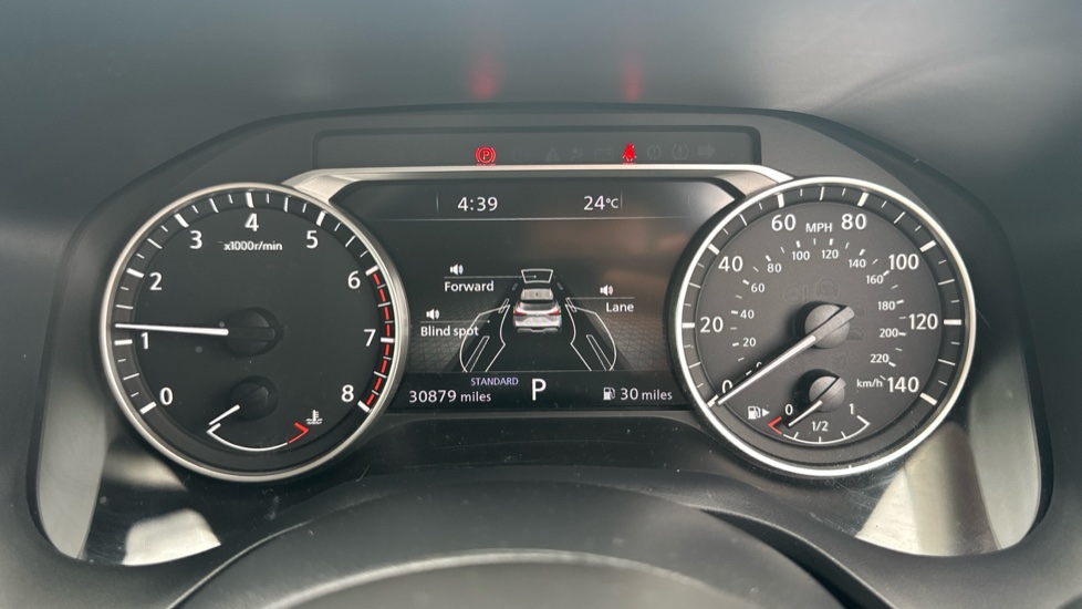 Nissan Qashqai 1.3 DiG-T MH 158 Acenta Premium 5dr Xtronic Petrol Hatchback - Image 18