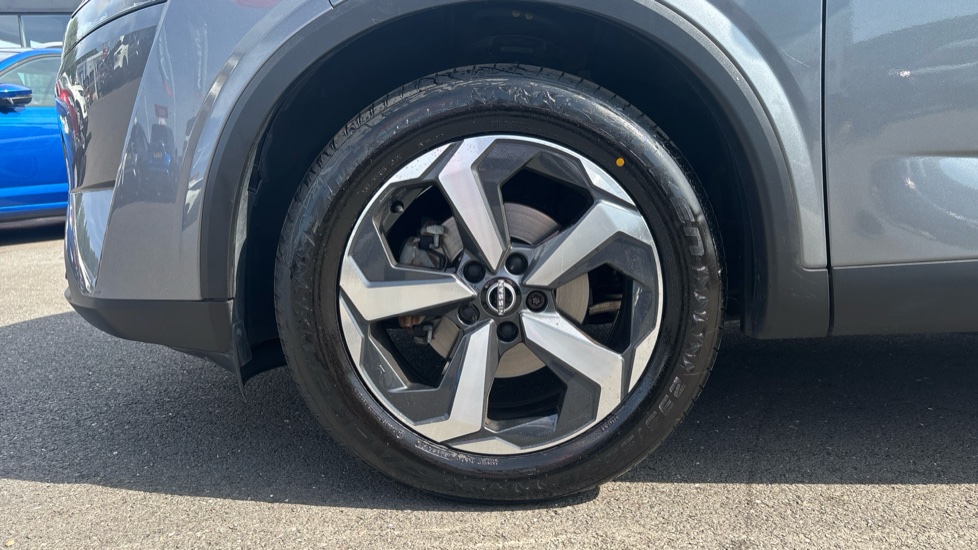 Nissan Qashqai 1.3 DiG-T MH 158 N-Connecta 5dr Xtronic Petrol Hatchback - Image 22