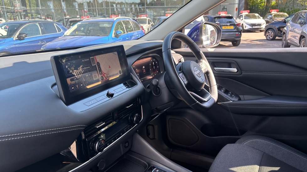 Nissan Qashqai 1.5 E-Power N-Connecta 5dr Auto Hybrid Hatchback - Image 9