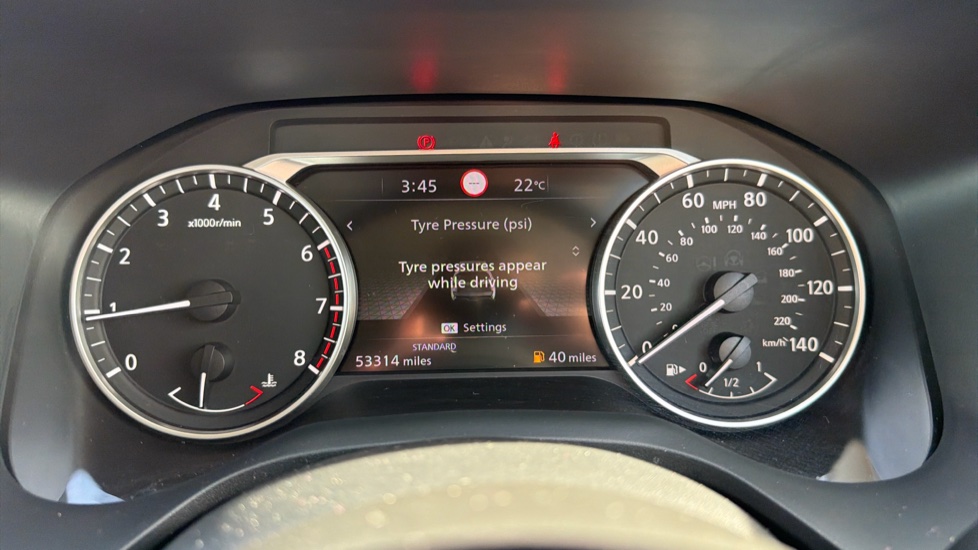 Nissan Qashqai 1.3 DiG-T MH 158 Acenta Premium 5dr Petrol Hatchback - Image 28