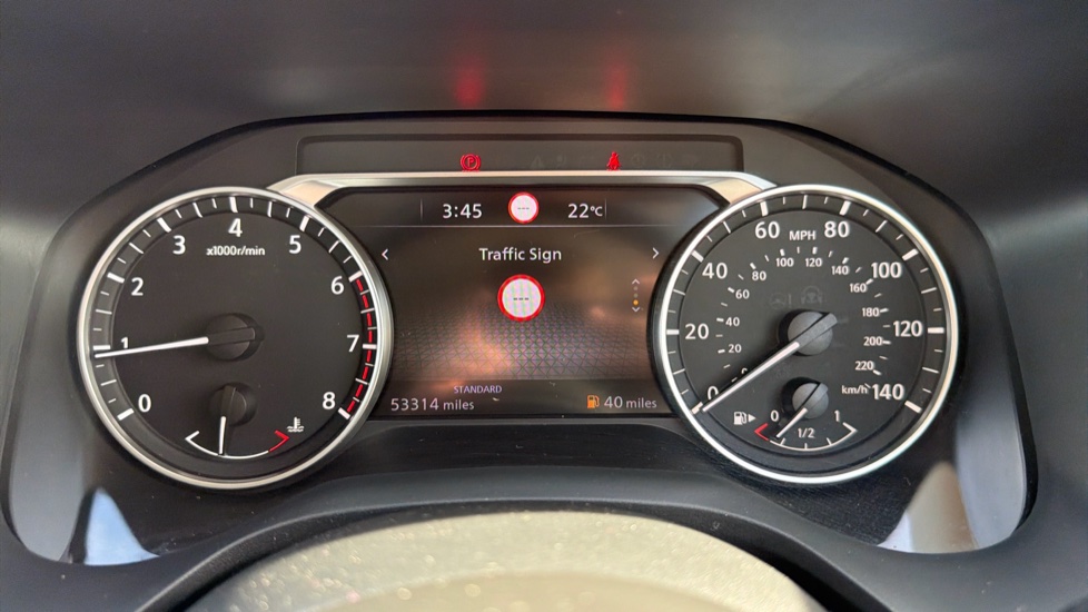 Nissan Qashqai 1.3 DiG-T MH 158 Acenta Premium 5dr Petrol Hatchback - Image 29