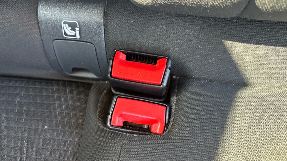 Nissan Qashqai 1.3 DiG-T MH N-Connecta 5dr Petrol Hatchback - Image 17