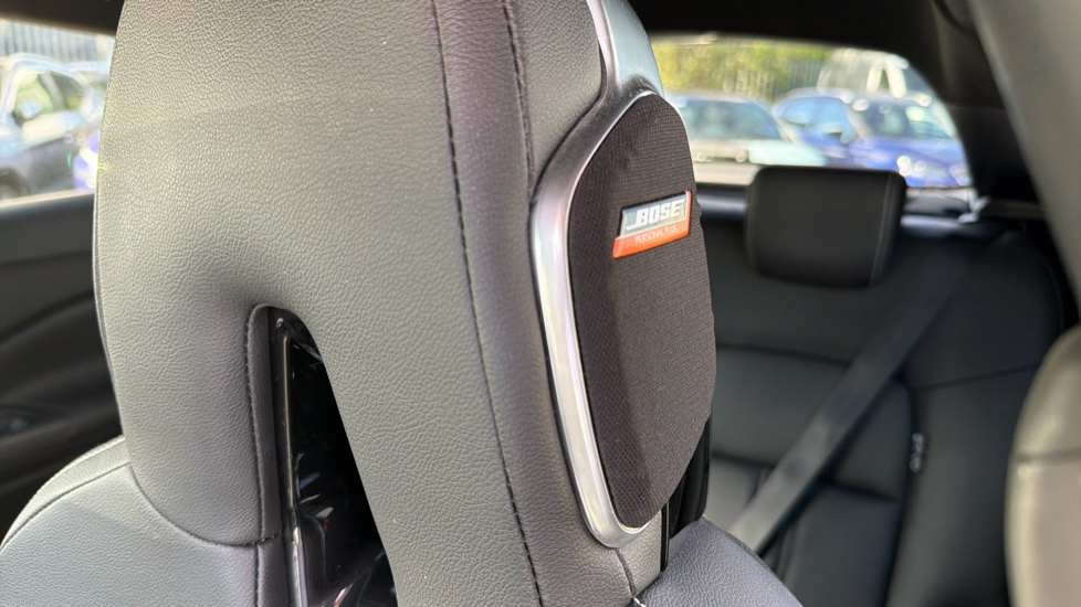 Nissan Juke 1.0 DiG-T 114 Tekna 5dr Petrol Hatchback - Image 24