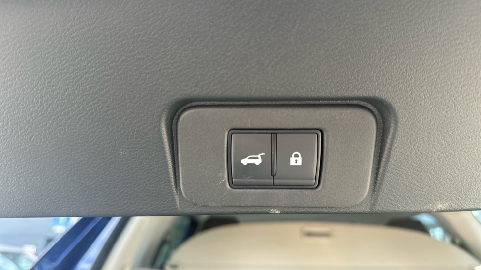 Nissan X-Trail 1.5 E-Power 204 N-Connecta 5dr Xtronic Hybrid Station Wagon - Image 53