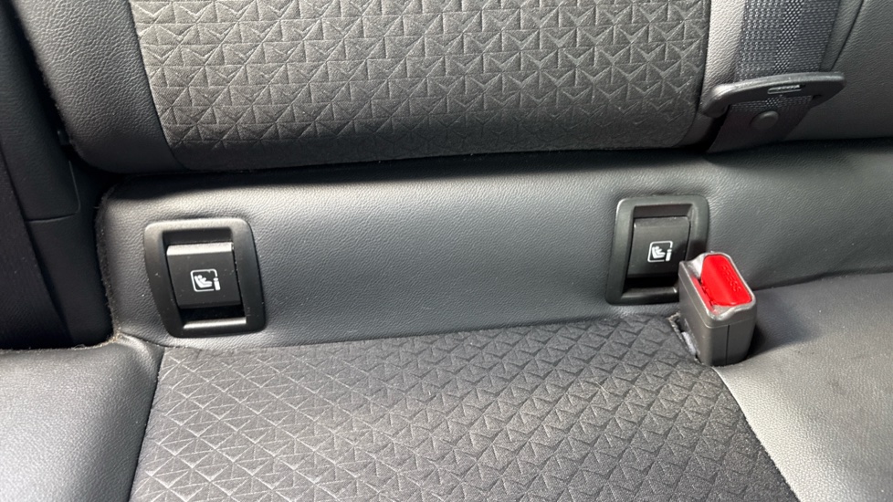 Nissan Juke 1.0 DiG-T 114 N-Connecta 5dr DCT Petrol Hatchback - Image 27
