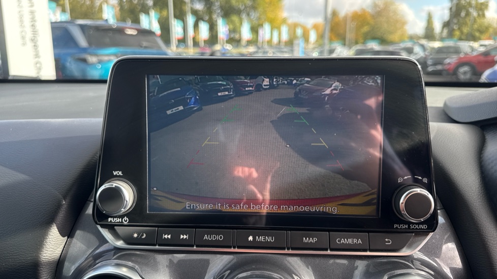 Nissan Juke 1.0 DiG-T 114 N-Connecta 5dr DCT Petrol Hatchback - Image 49