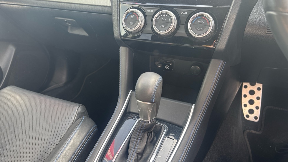 Subaru Levorg 2.0i GT 5dr Lineartronic Petrol Estate - Image 13