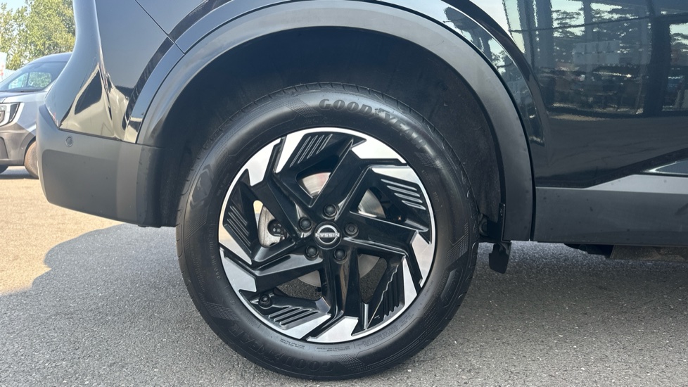 Nissan Qashqai 1.5 E-Power N-Connecta 5dr Auto Hybrid Hatchback - Image 7