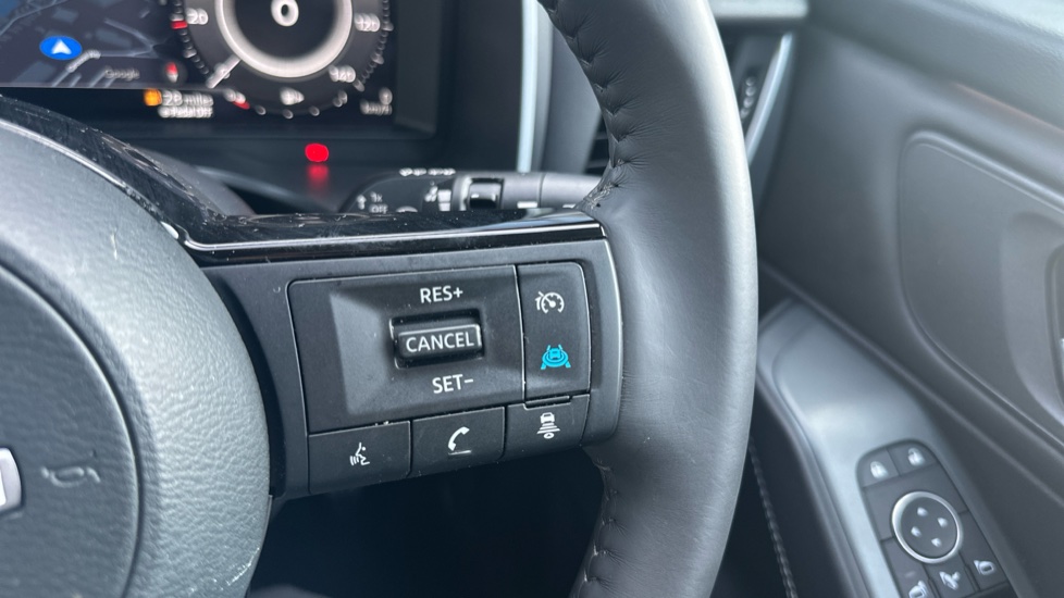 Nissan Qashqai 1.5 E-Power N-Connecta 5dr Auto Hybrid Hatchback - Image 23