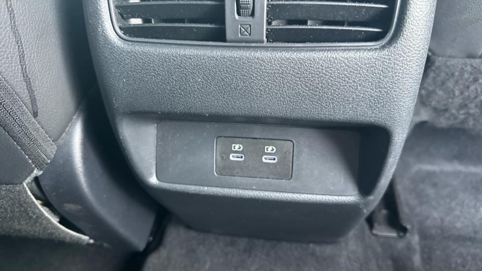 Nissan Qashqai 1.5 E-Power N-Connecta 5dr Auto Hybrid Hatchback - Image 39