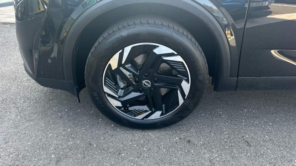 Nissan Qashqai 1.5 E-Power N-Connecta 5dr Auto Hybrid Hatchback - Image 45