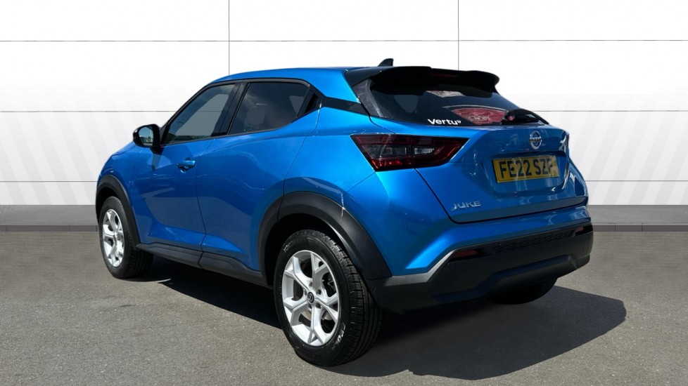 Nissan Juke 1.0 DiG-T 114 N-Connecta 5dr DCT Petrol Hatchback - Image 2