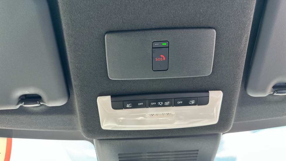 Nissan Juke 1.0 DiG-T 114 N-Connecta 5dr DCT Petrol Hatchback - Image 37