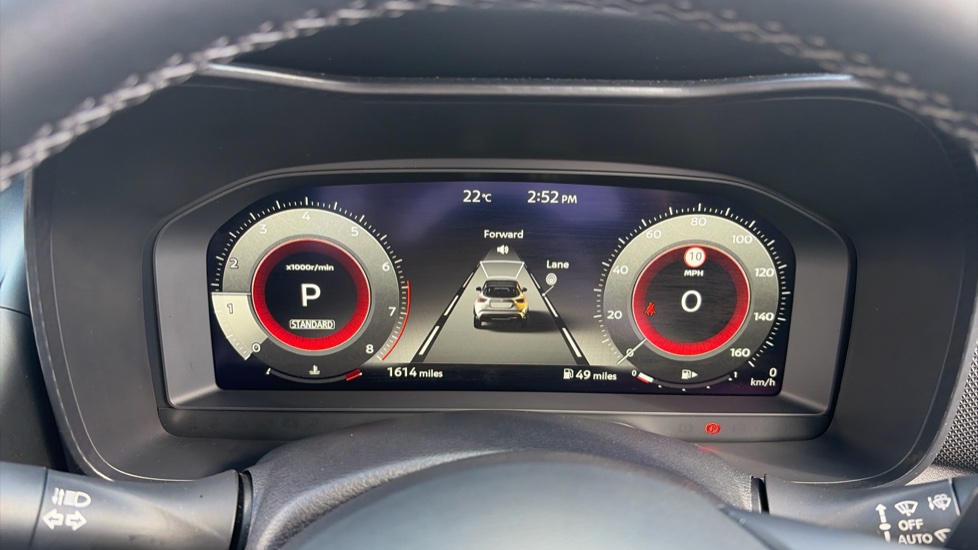 Nissan Juke 1.0 DiG-T N-Connecta 5dr DCT Petrol Hatchback - Image 18