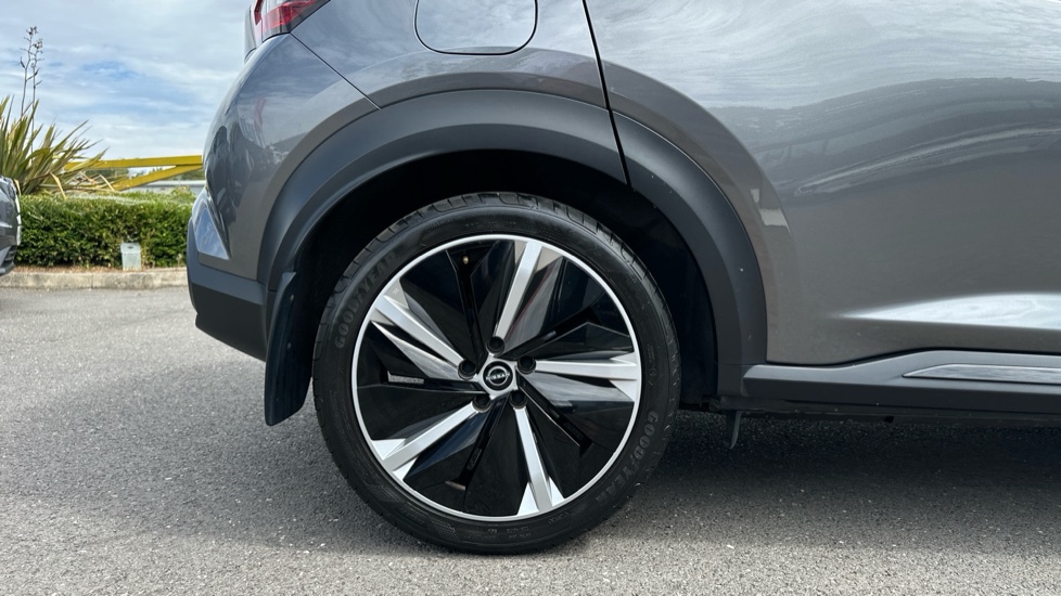 Nissan Juke 1.6 Hybrid Tekna+ 5dr Auto Hybrid Hatchback - Image 7