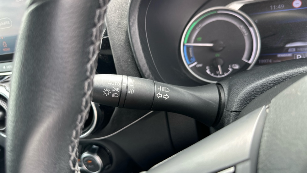 Nissan Juke 1.6 Hybrid Tekna+ 5dr Auto Hybrid Hatchback - Image 23