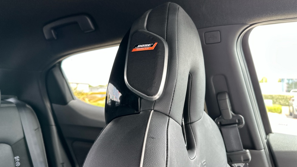 Nissan Juke 1.6 Hybrid Tekna+ 5dr Auto Hybrid Hatchback - Image 40