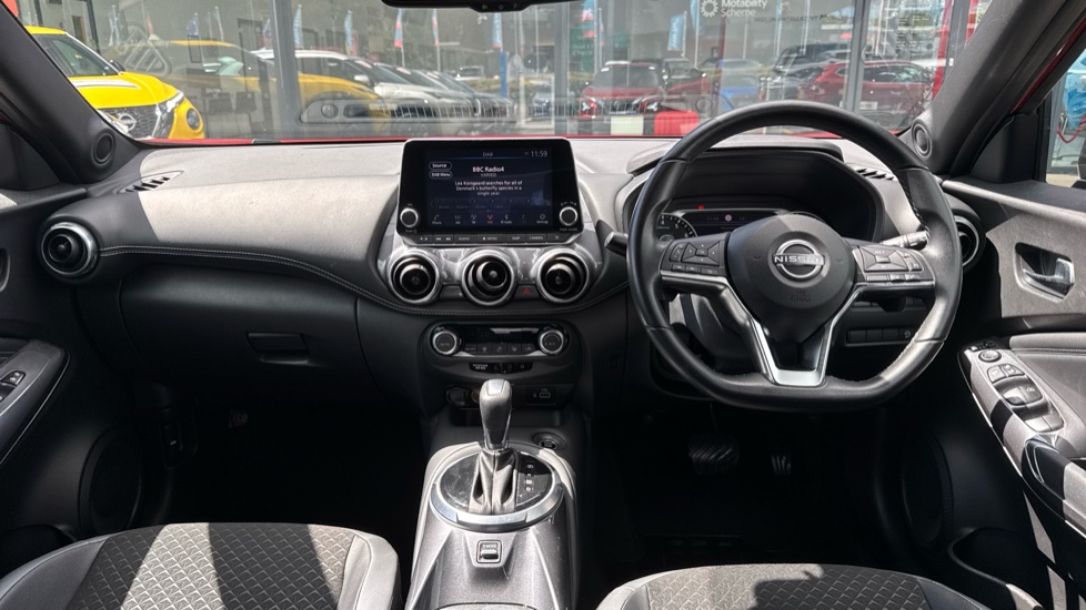 Nissan Juke 1.0 DiG-T 114 N-Connecta 5dr DCT Petrol Hatchback - Image 10