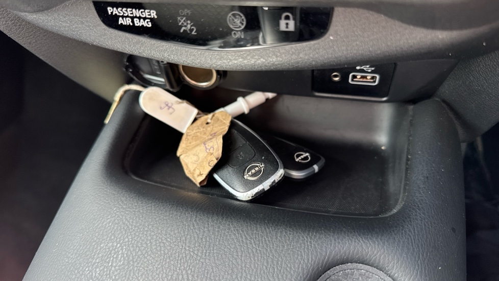 Nissan Juke 1.0 DiG-T 114 N-Connecta 5dr DCT Petrol Hatchback - Image 20