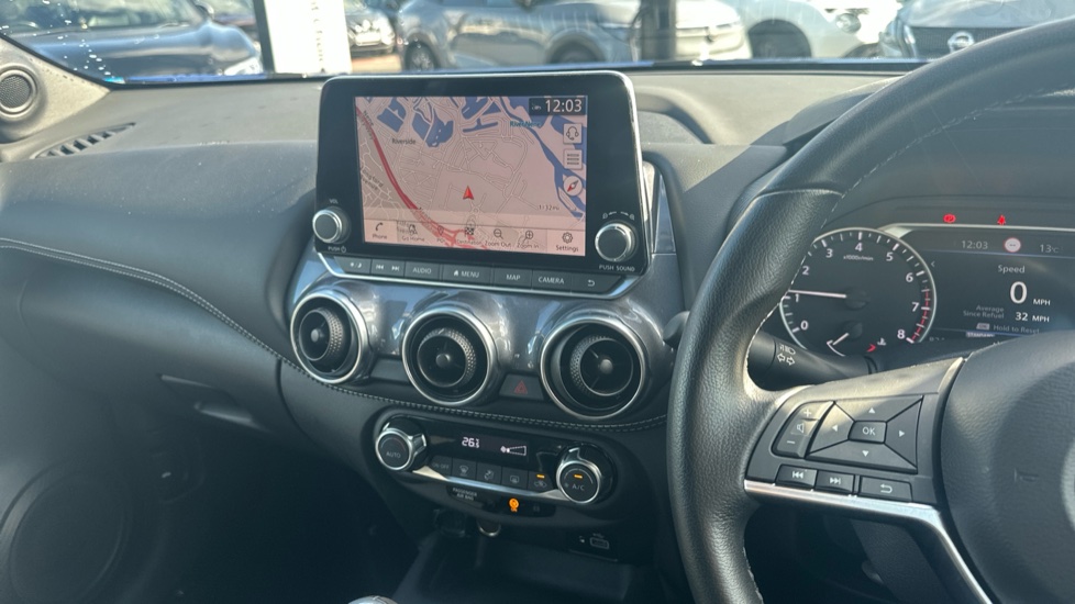Nissan Juke 1.0 DiG-T 114 N-Connecta 5dr Petrol Hatchback - Image 14