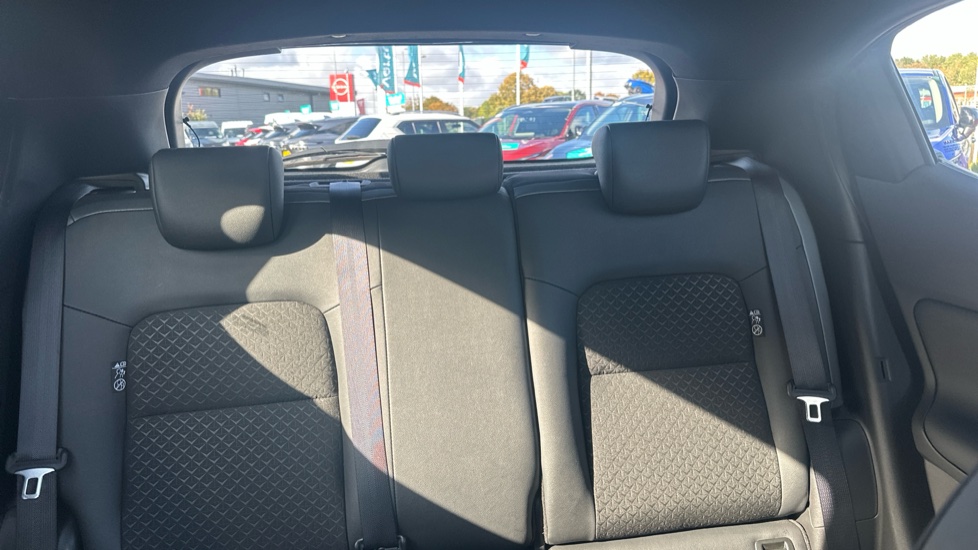 Nissan Juke 1.0 DiG-T 114 N-Connecta 5dr Petrol Hatchback - Image 15