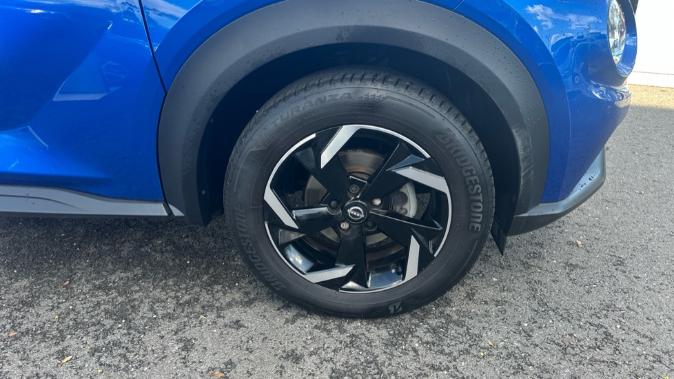 Nissan Juke 1.0 DiG-T 114 N-Connecta 5dr Petrol Hatchback - Image 45