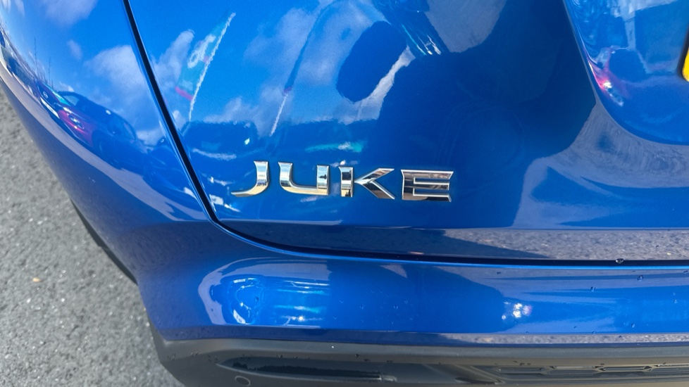 Nissan Juke 1.0 DiG-T 114 N-Connecta 5dr Petrol Hatchback - Image 49