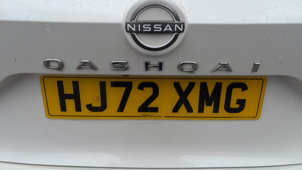 Nissan Qashqai 1.3 DiG-T MH N-Connecta 5dr Petrol Hatchback - Image 28