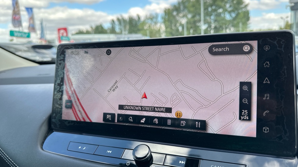 Nissan Qashqai 1.3 DiG-T MH N-Connecta 5dr Petrol Hatchback - Image 12
