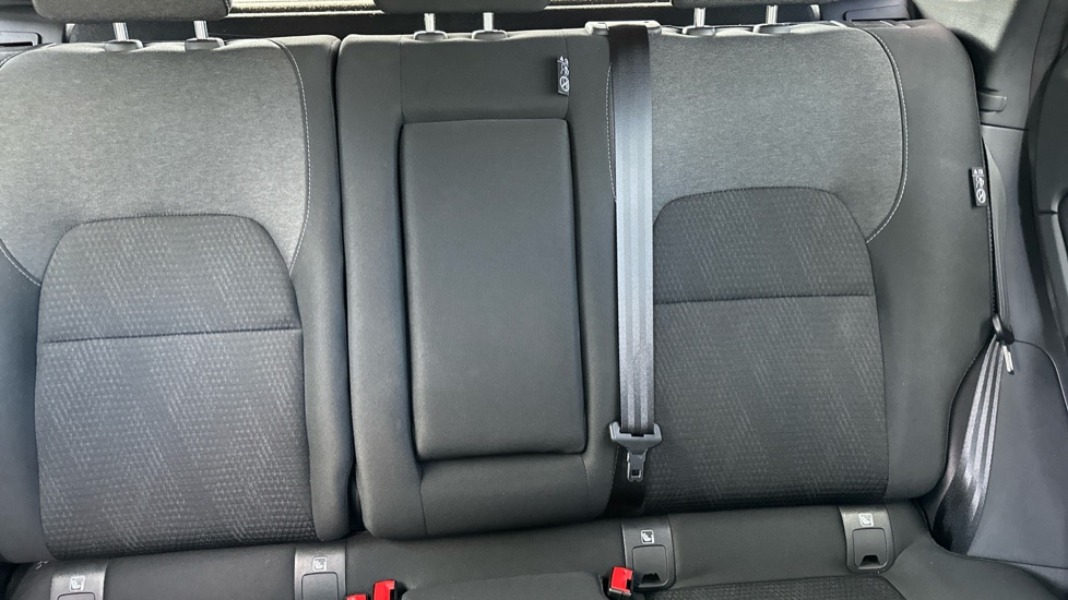 Nissan Qashqai 1.3 DiG-T MH N-Connecta 5dr Petrol Hatchback - Image 15