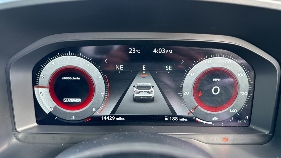 Nissan Qashqai 1.3 DiG-T MH N-Connecta 5dr Petrol Hatchback - Image 18
