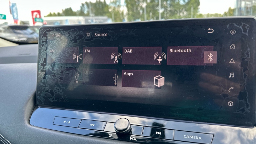 Nissan Qashqai 1.3 DiG-T MH N-Connecta 5dr Petrol Hatchback - Image 34